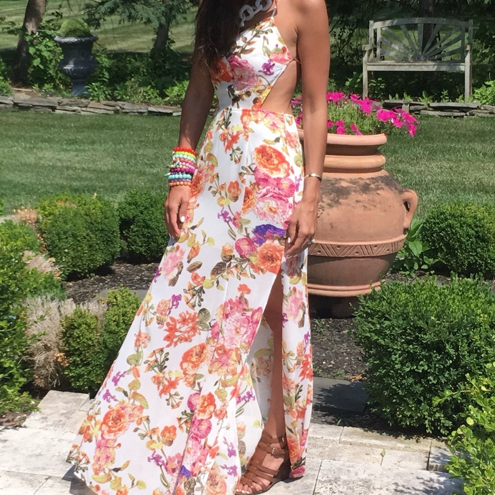Naked Wardrobe Floral Halter Open Back Maxi Dress sz S